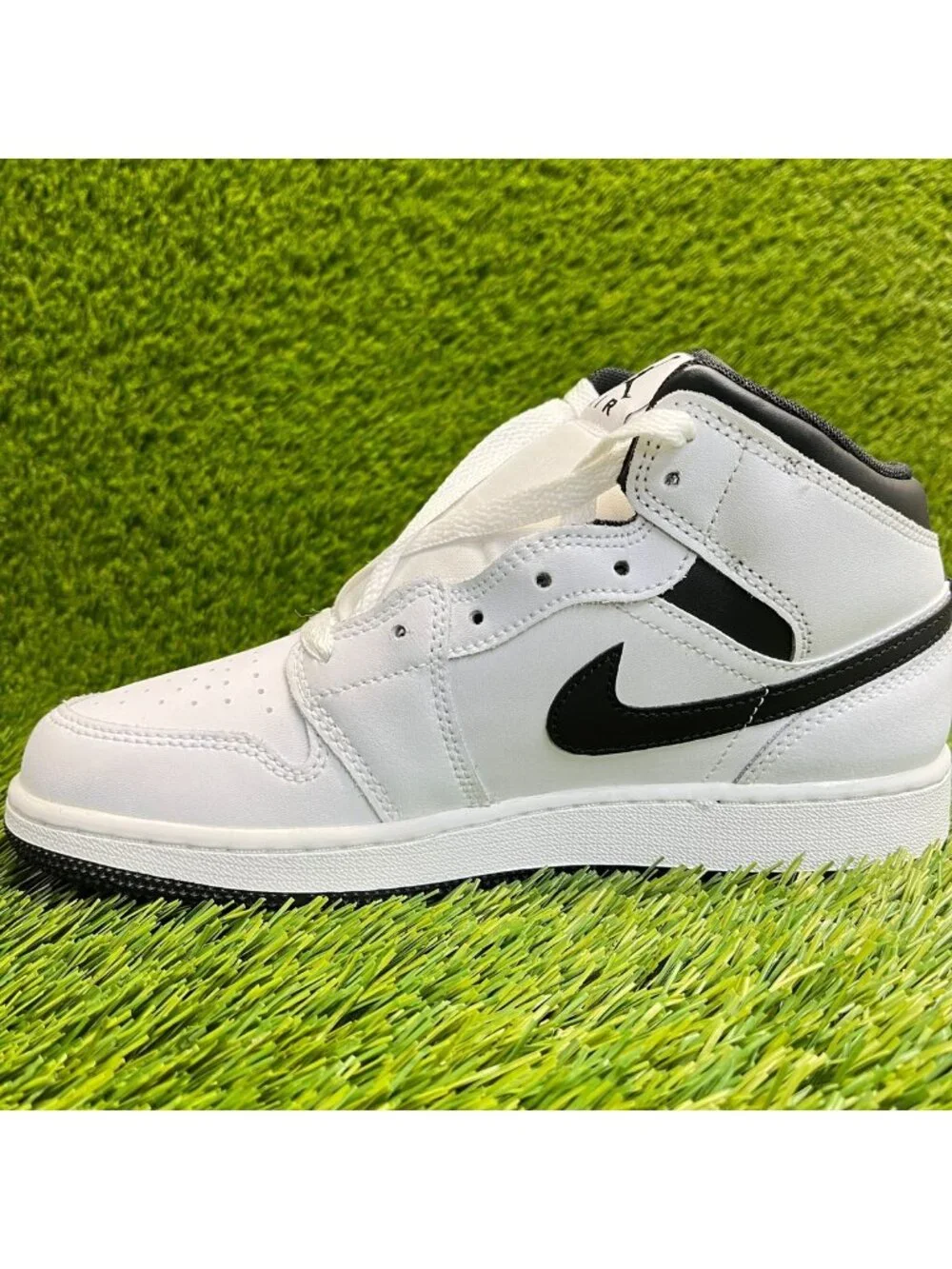 Nike please review